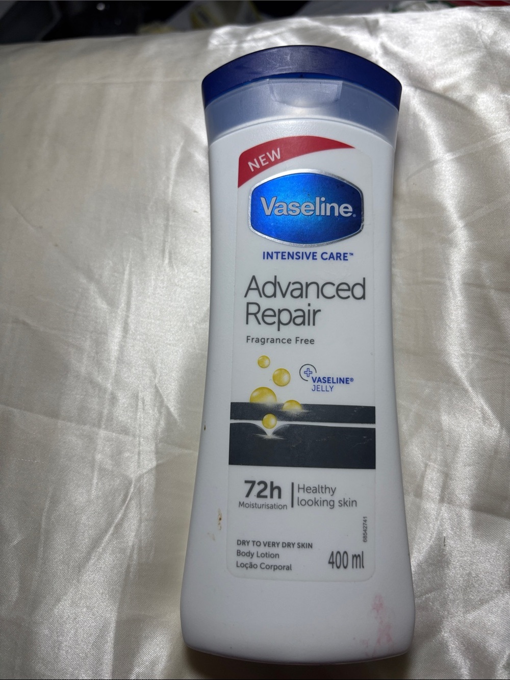 Vaseline Advanced Repair Fragrance Free Body Lotion - White & Blue